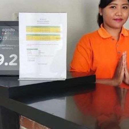Weis Hotel Simpang Lima Semarang Exteriér fotografie