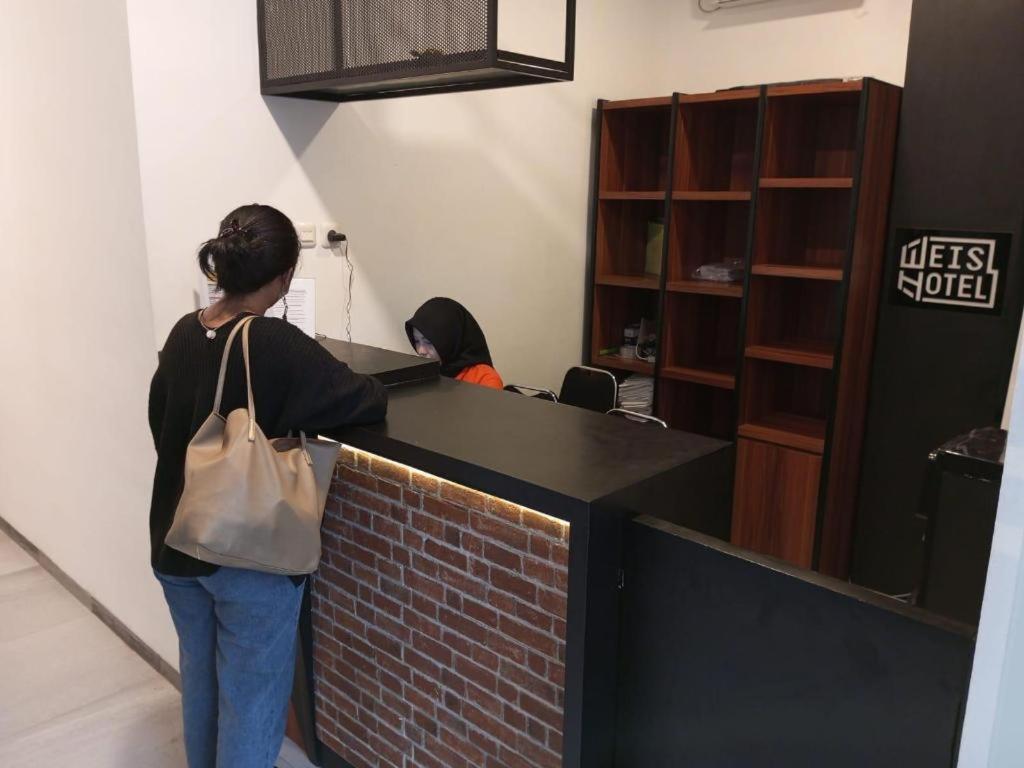 Weis Hotel Simpang Lima Semarang Exteriér fotografie
